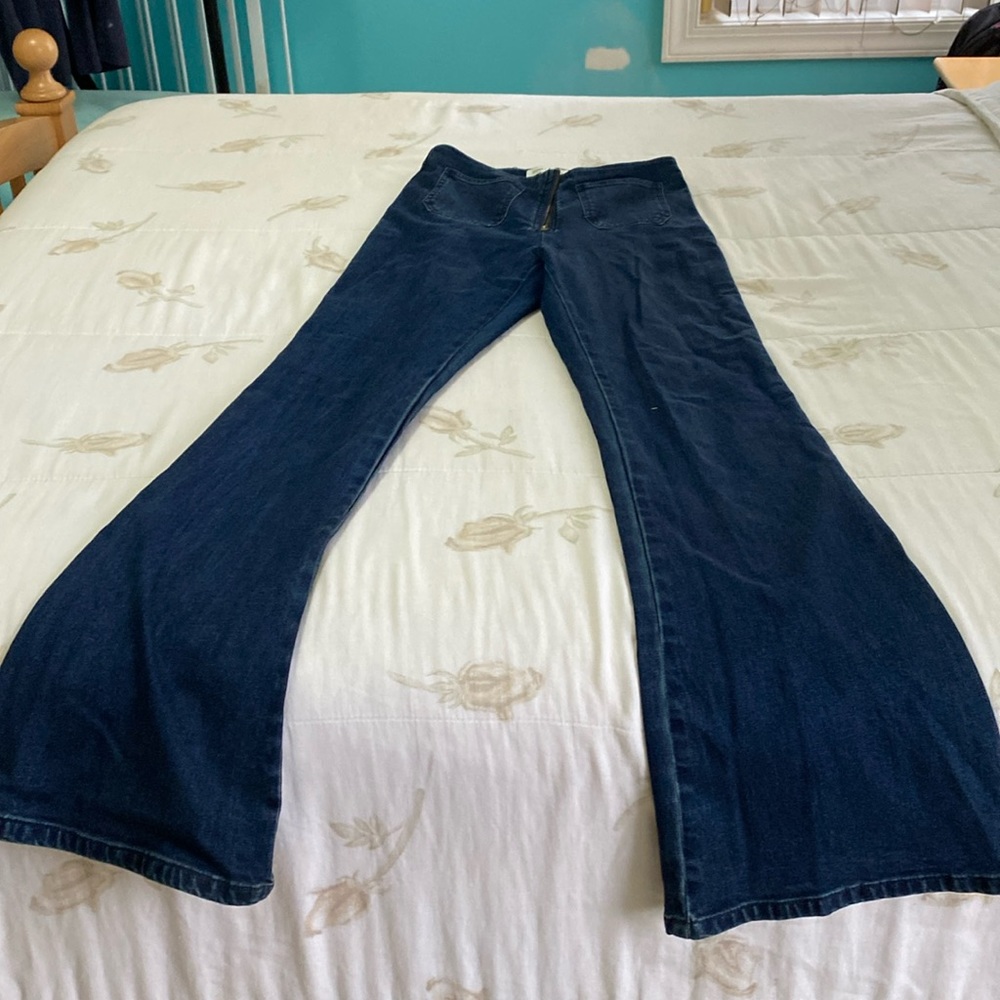 Bell bottom Jeans